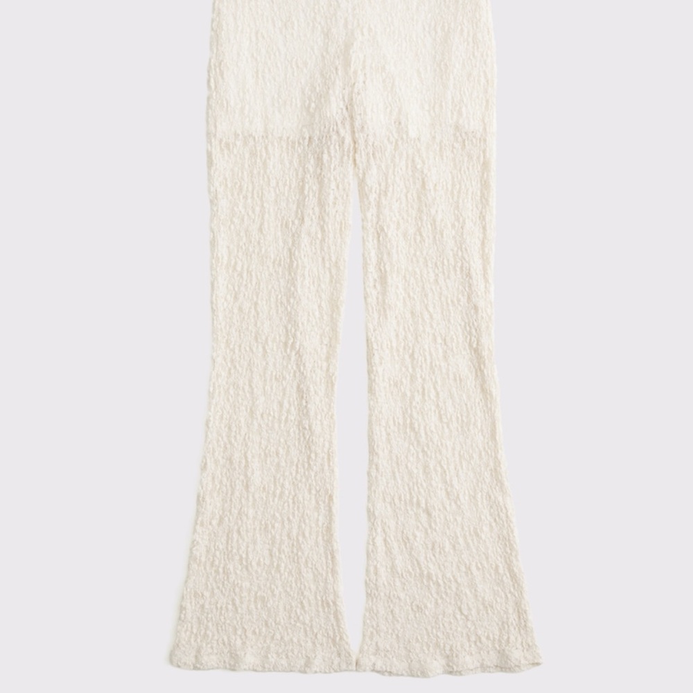 NWT * Abercrombie & Fitch Textured Ivory Flare Pants Size Small